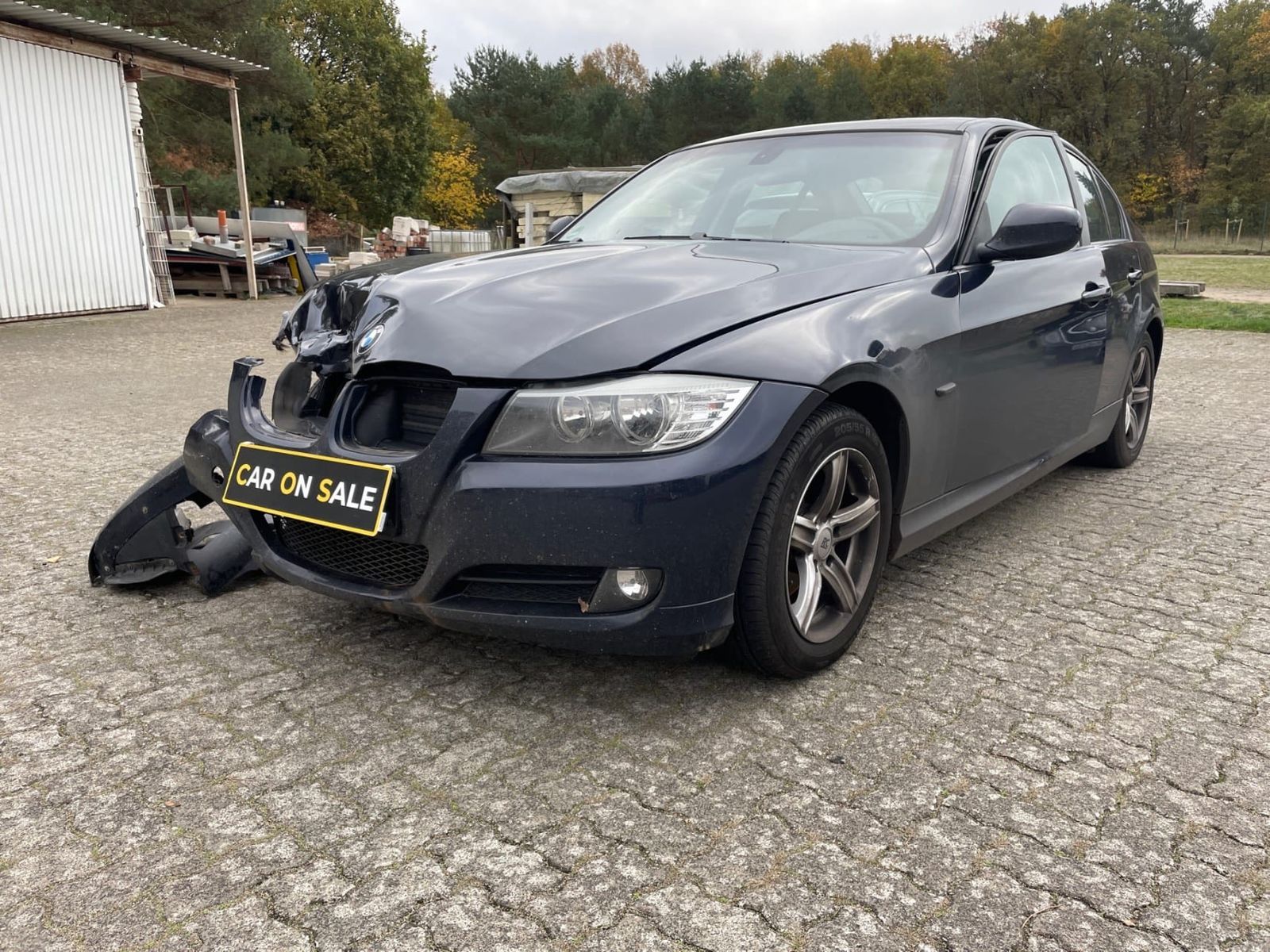 Buy crashed cars and accident cars for car dealers CarOnSale